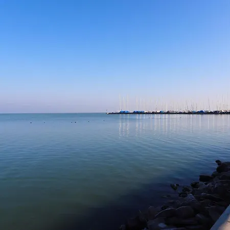 Hullam Seaside Balatonlelle, Ajandek Sup Hasznalattal!! Free Sup *